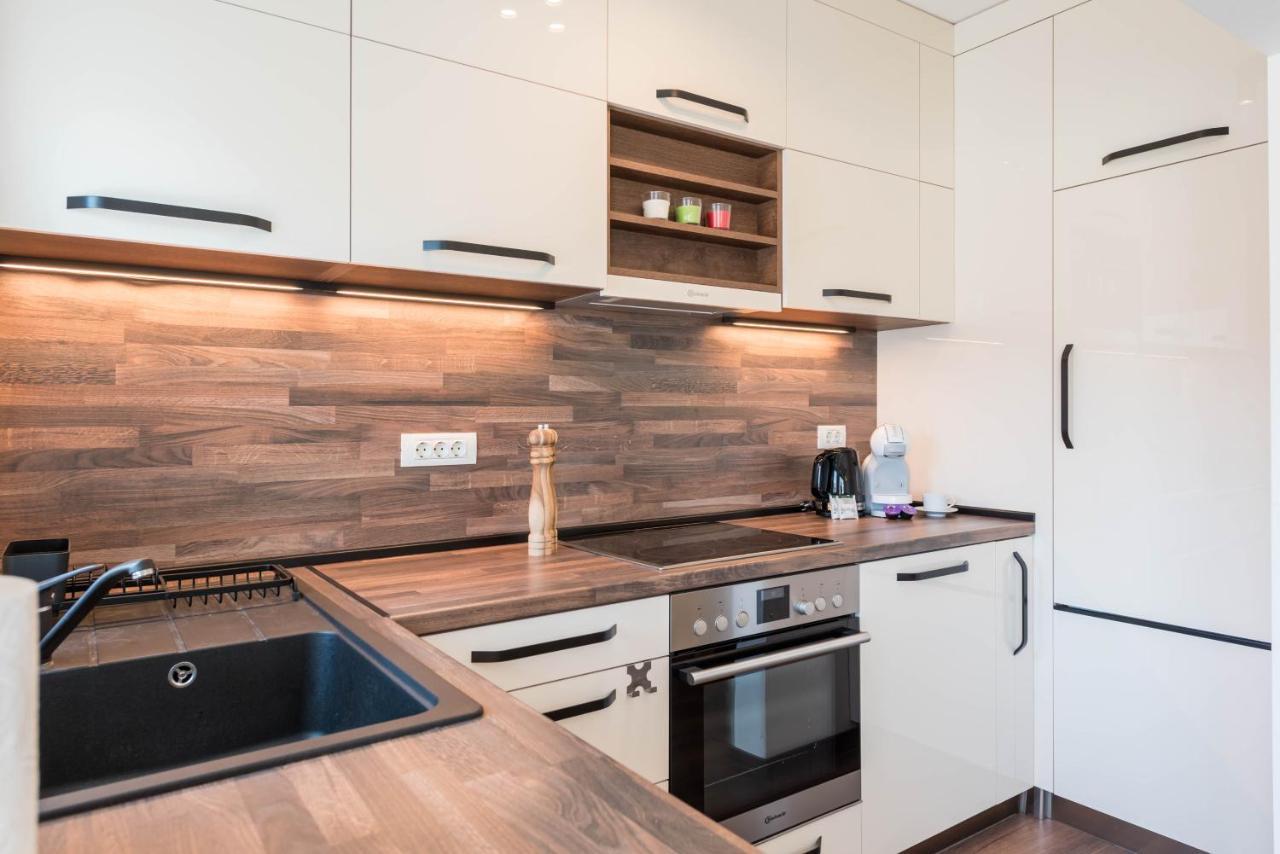 Cosy Apartment In Central 바르나 외부 사진