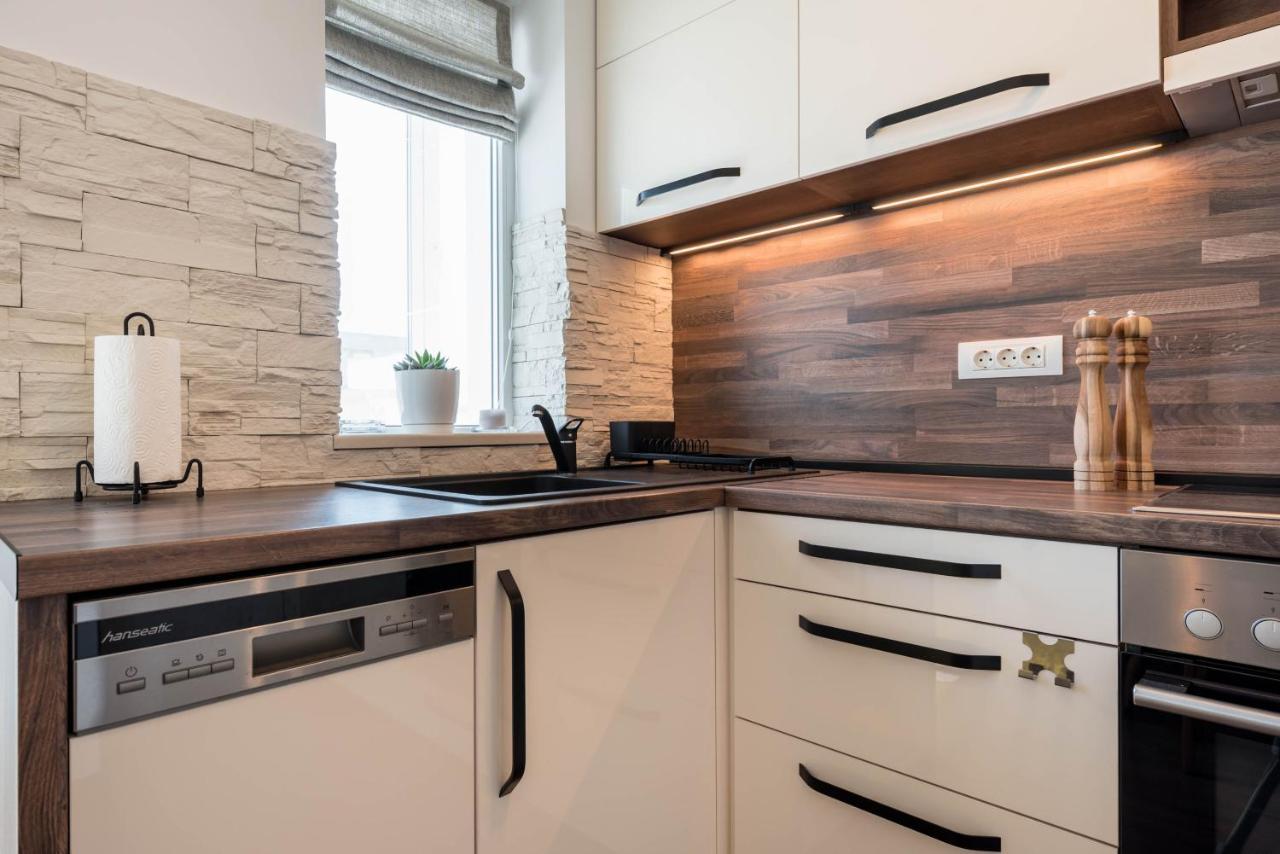 Cosy Apartment In Central 바르나 외부 사진