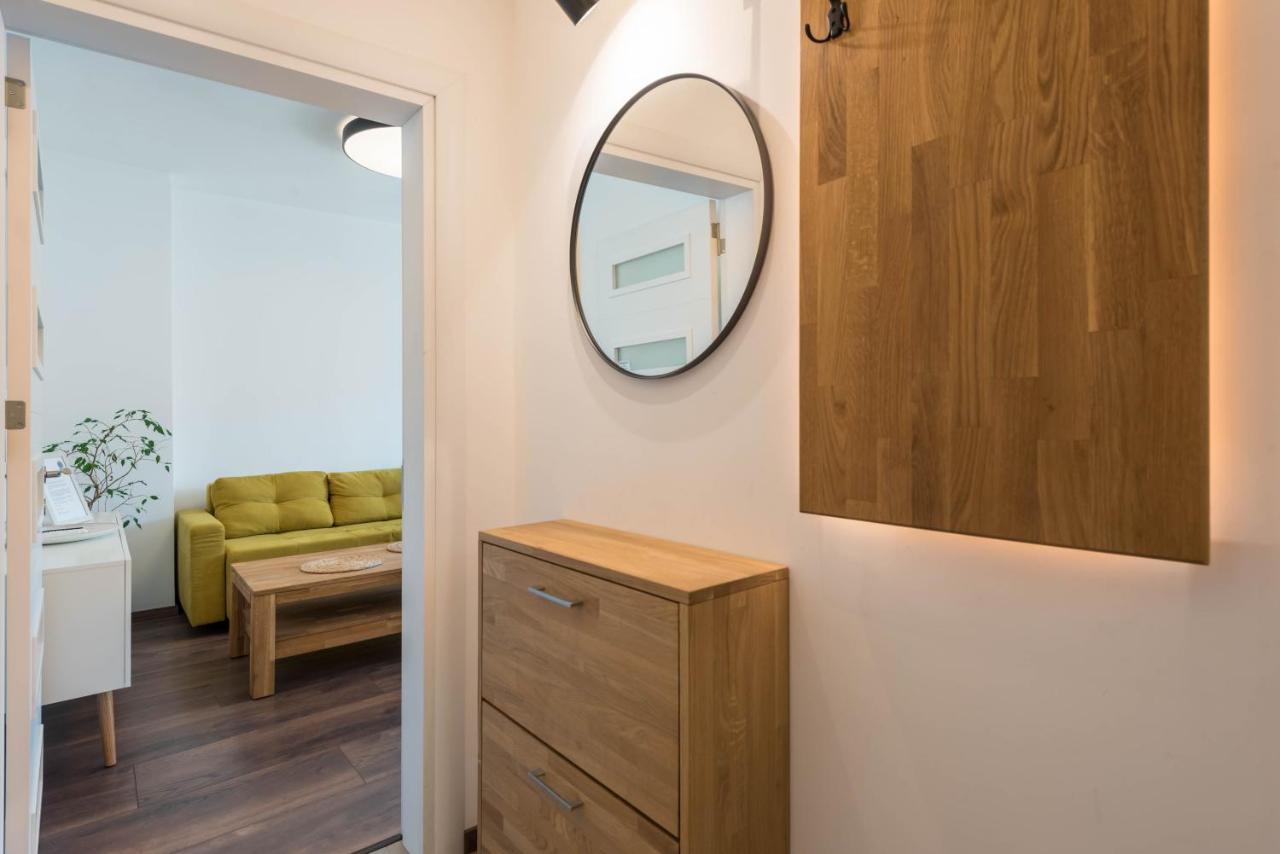 Cosy Apartment In Central 바르나 외부 사진