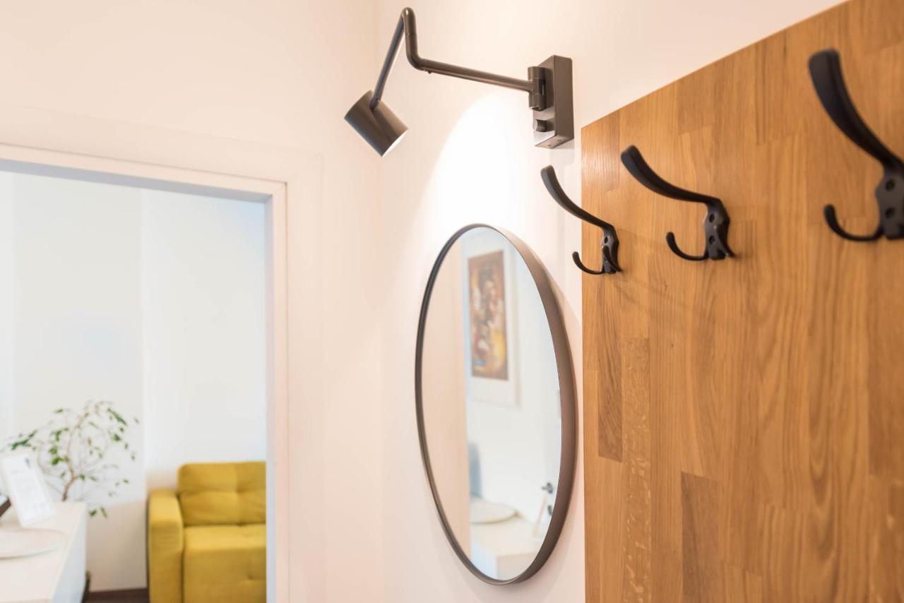 Cosy Apartment In Central 바르나 외부 사진